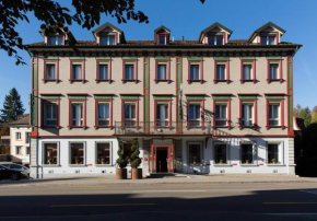 Отель Hotel Landhaus Säntis Herisau  Херизау